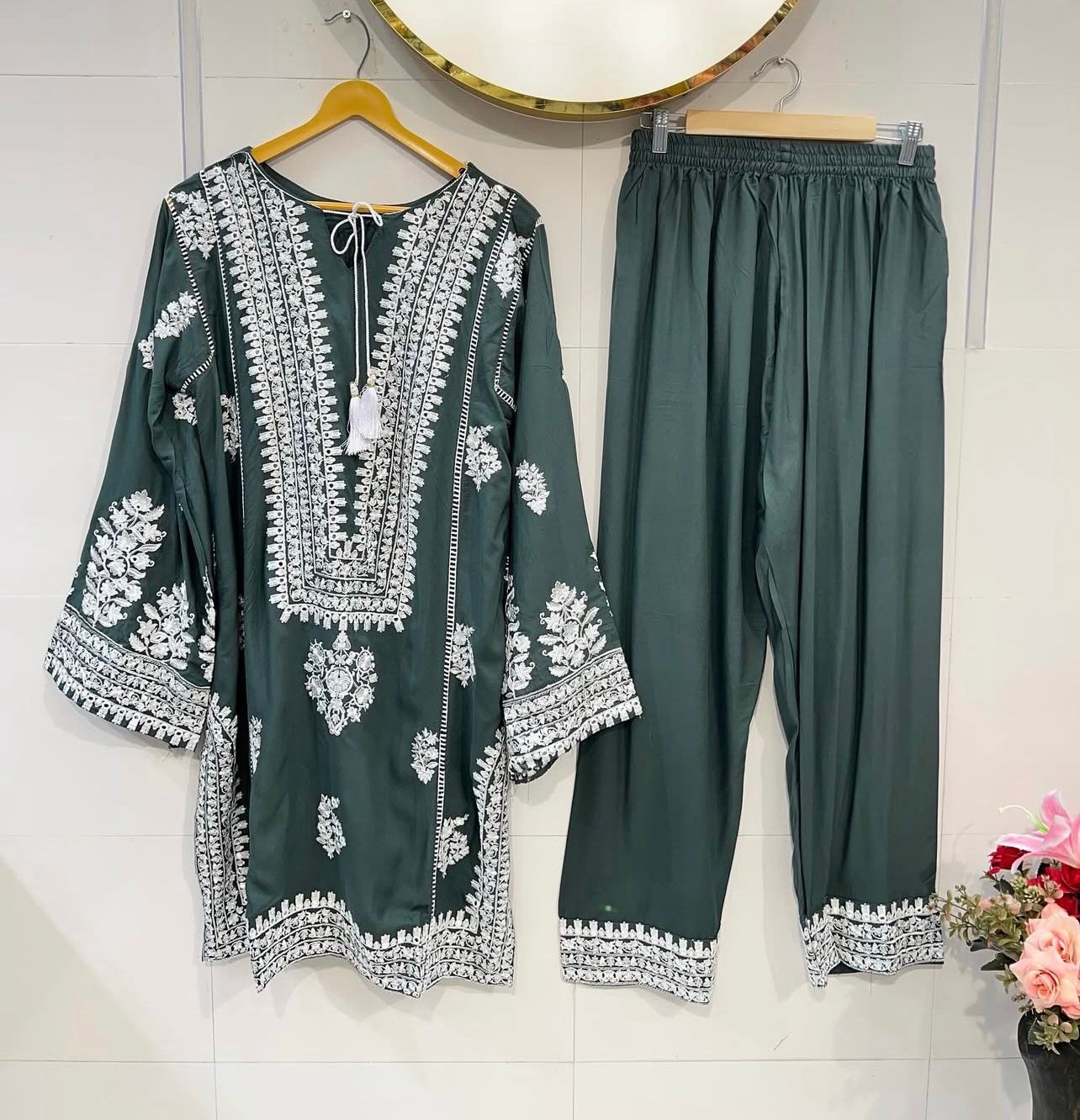 Women Embroidered 3Pcs Dress