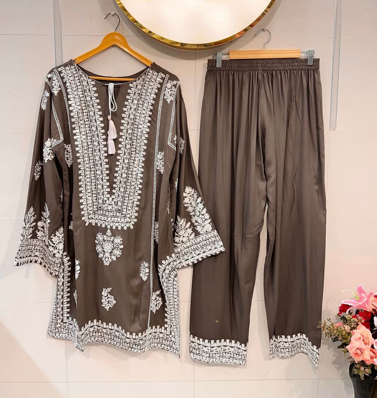 Women Embroidered 3Pcs Dress