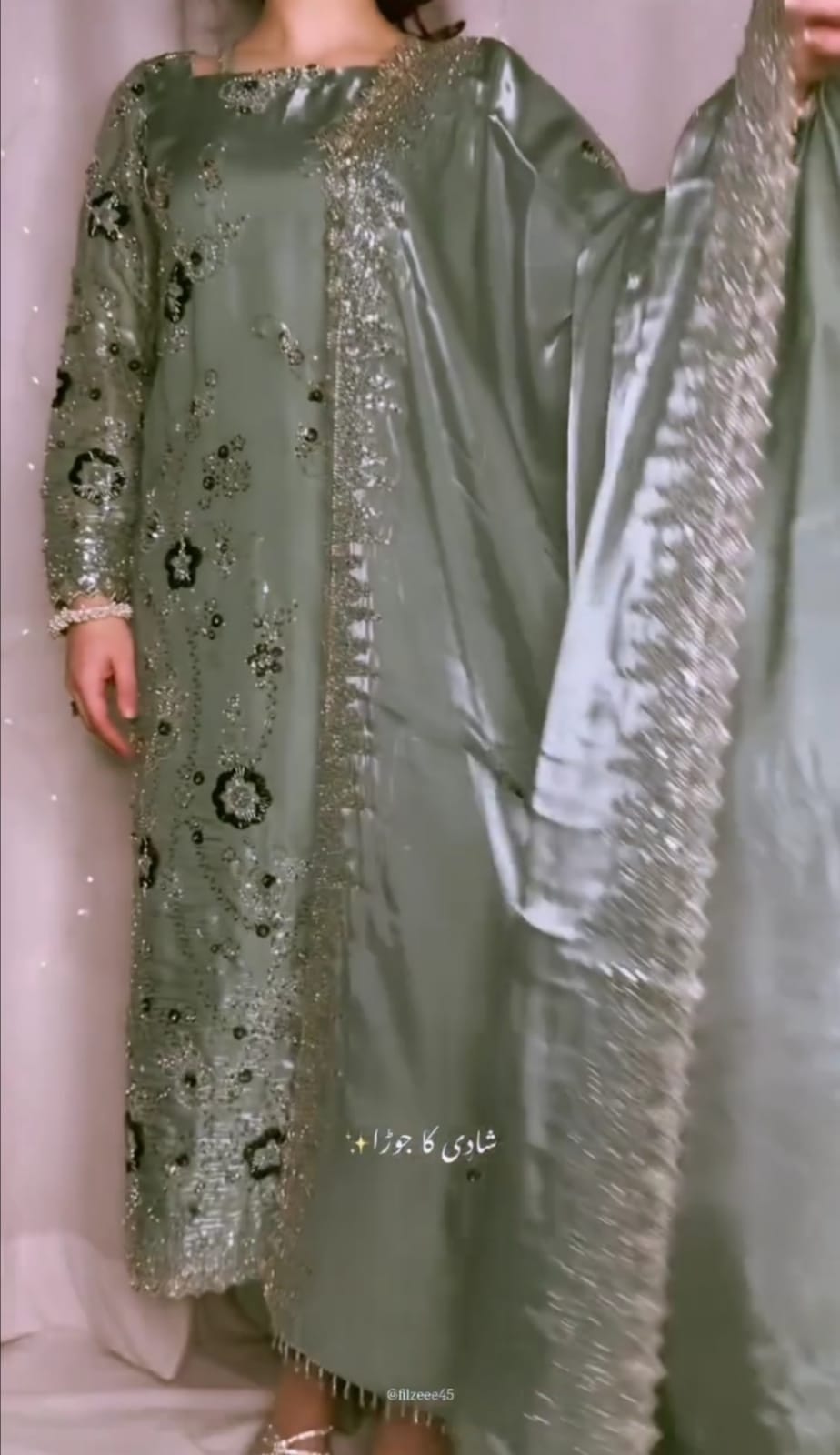 Elegant Women’s Embroidered 3-Piece Suit