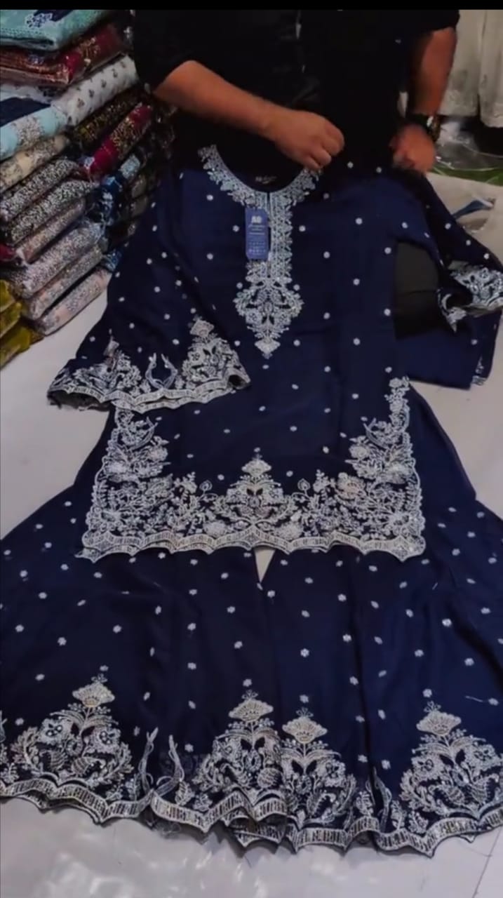 Luxury Threadwork 3PC Ensemble