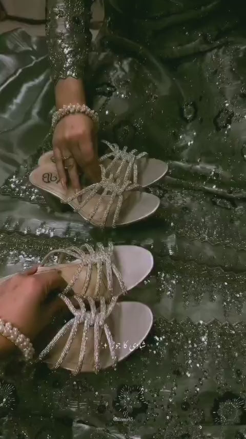 Elegant Women’s Embroidered 3-Piece Suit