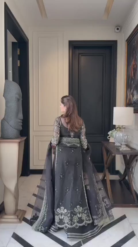 Signature Festive 3PC Embroidered Collection