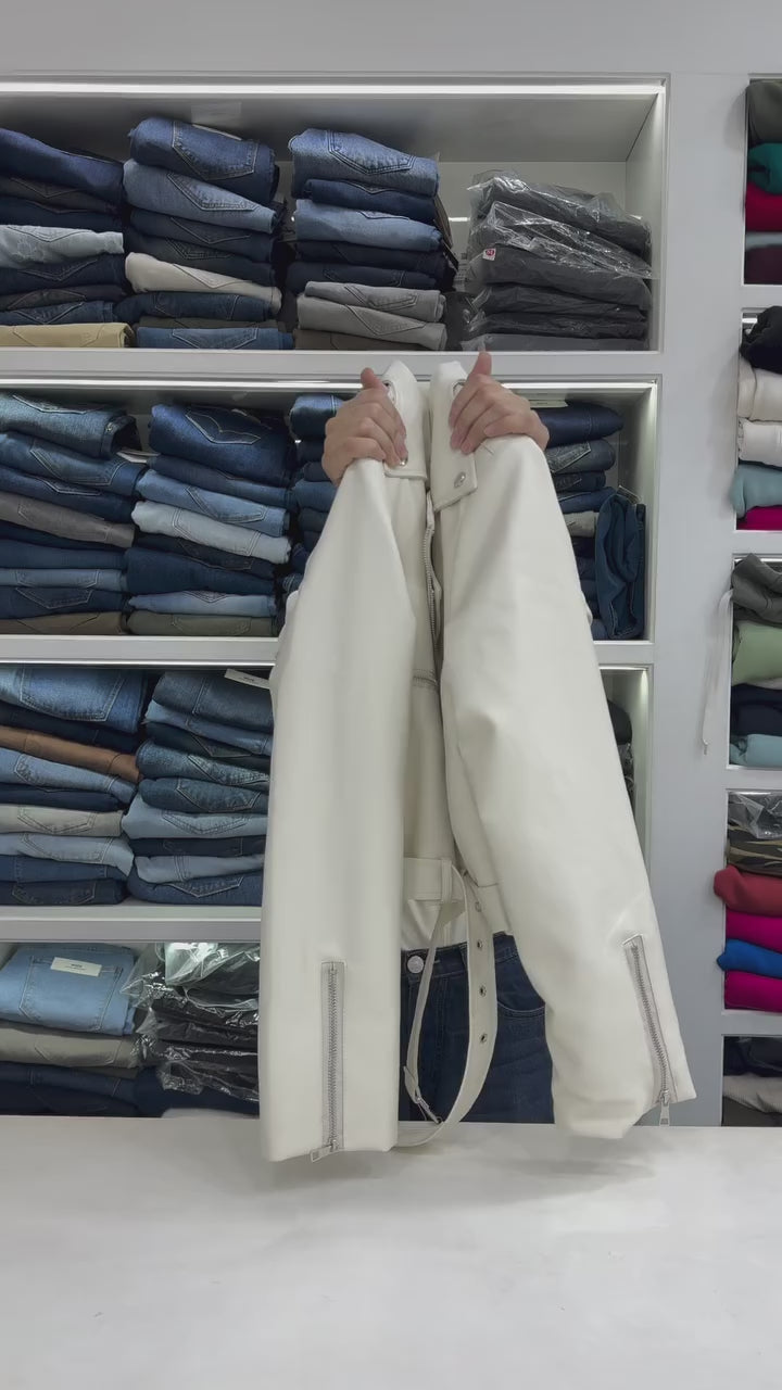 Elegant Women’s Leather JACKET